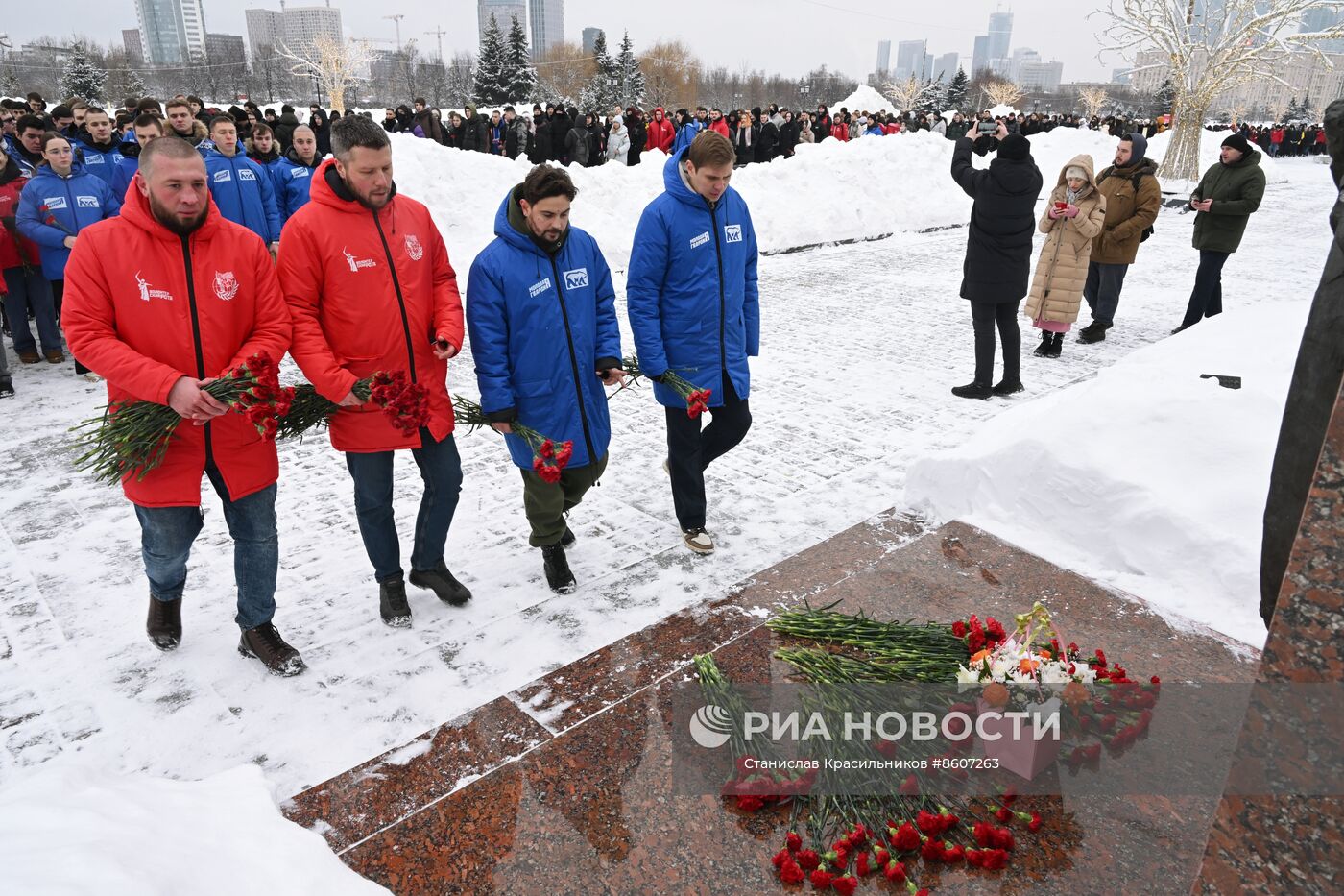 Памятные акции в городах России по случаю годовщины освобождения Ленинграда от фашистской блокады