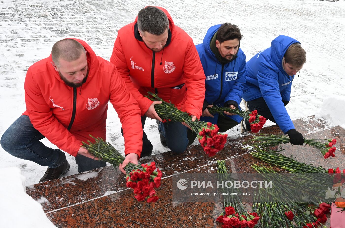 Памятные акции в городах России по случаю годовщины освобождения Ленинграда от фашистской блокады