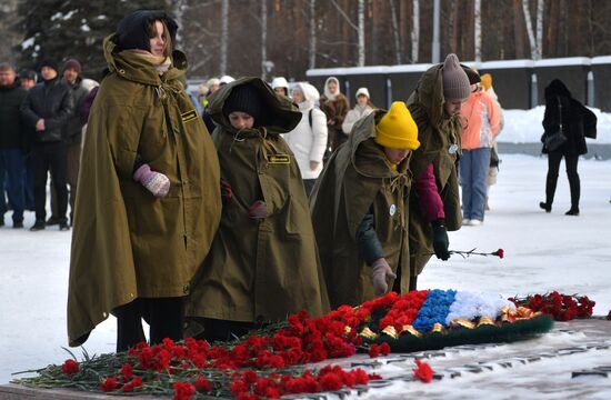 Памятные акции в городах России по случаю годовщины освобождения Ленинграда от фашистской блокады