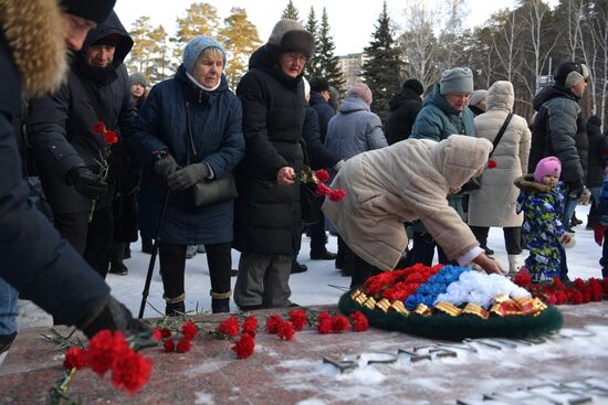 Памятные акции в городах России по случаю годовщины освобождения Ленинграда от фашистской блокады