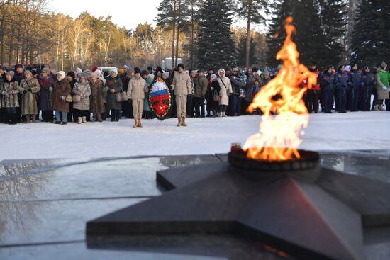 Памятные акции в городах России по случаю годовщины освобождения Ленинграда от фашистской блокады