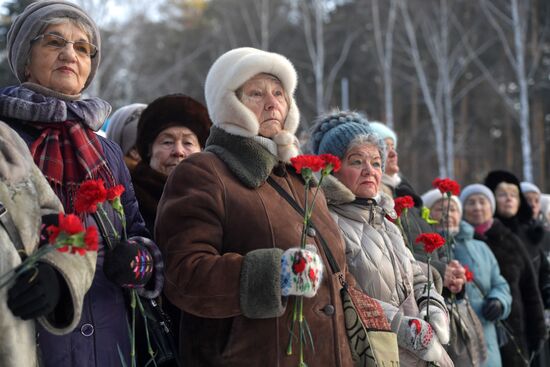 Памятные акции в городах России по случаю годовщины освобождения Ленинграда от фашистской блокады