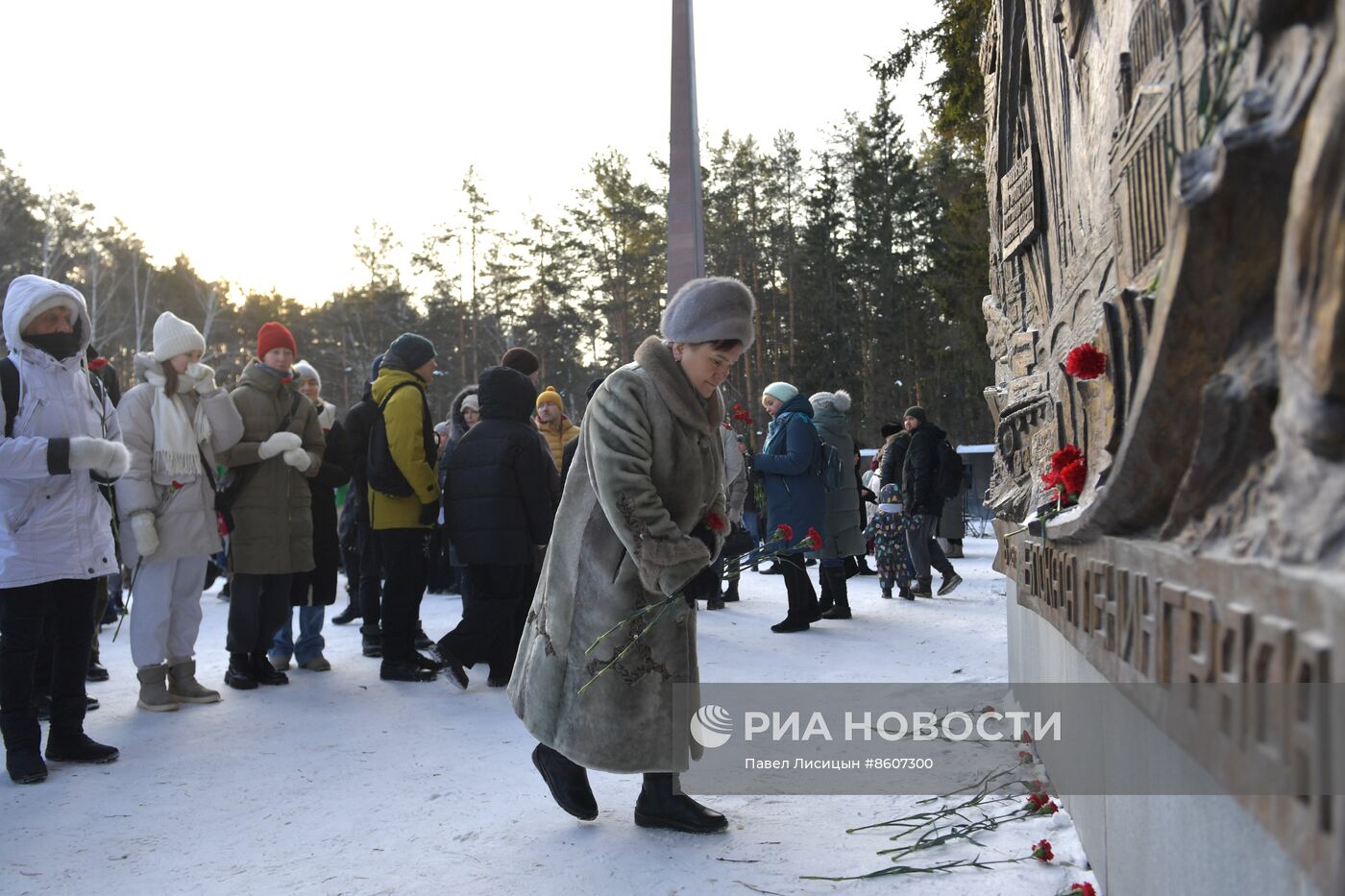 Памятные акции в городах России по случаю годовщины освобождения Ленинграда от фашистской блокады