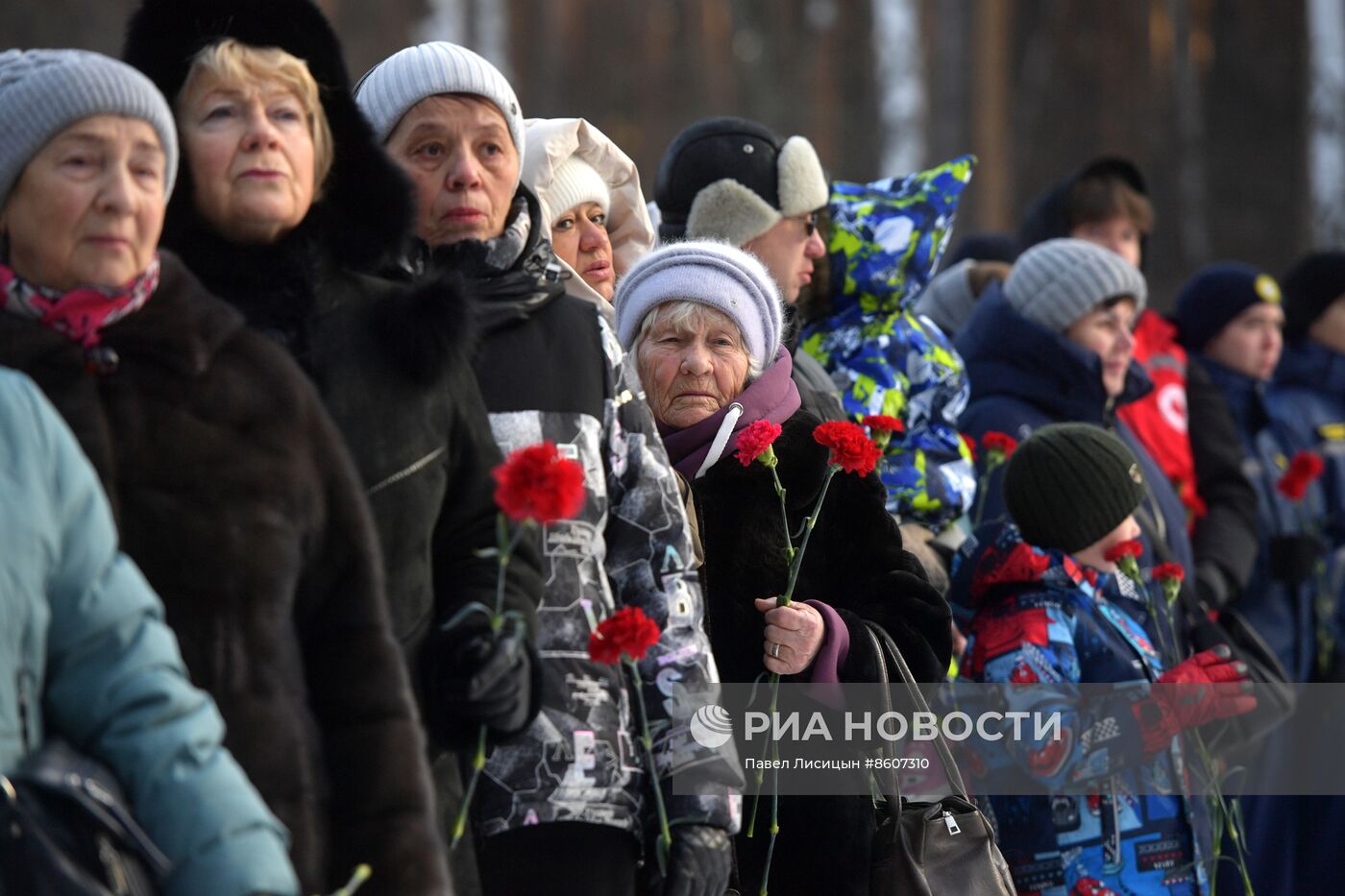 Памятные акции в городах России по случаю годовщины освобождения Ленинграда от фашистской блокады