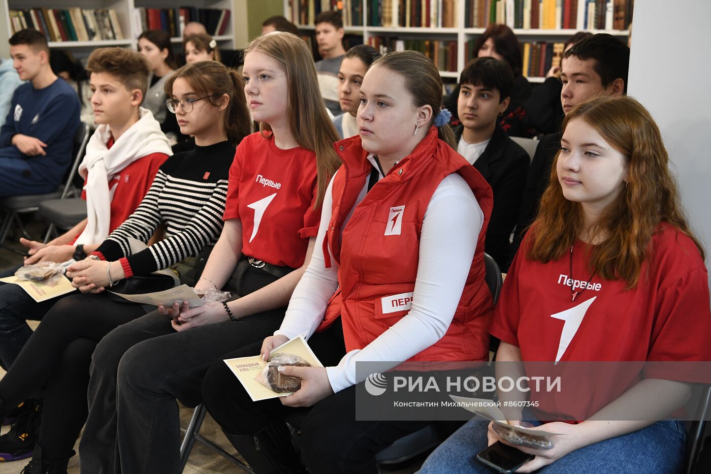 Памятные акции в городах России по случаю годовщины освобождения Ленинграда от фашистской блокады