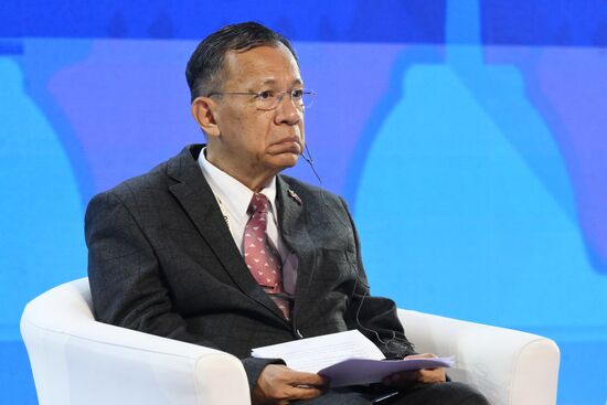 Выставка "Россия". Российско-Мьянманский бизнес-форум