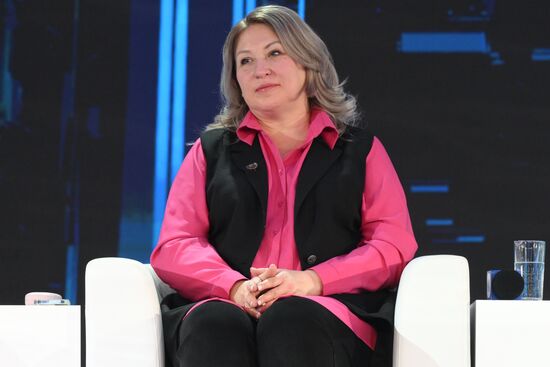 Выставка "Россия". Панельная дискуссия на тему развития и популяризации донорства крови и ее компонентов, костного мозга в молодежной среде и донорская акция 