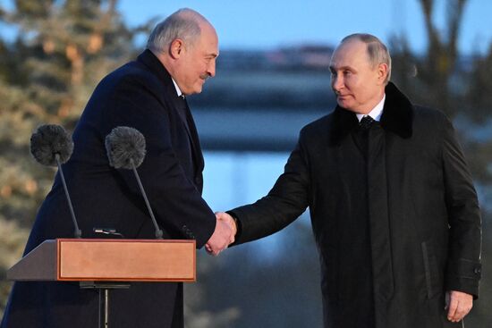 Церемония открытия мемориала в память о мирных жителях СССР – жертвах нацистского геноцида в годы Великой Отечественной войны