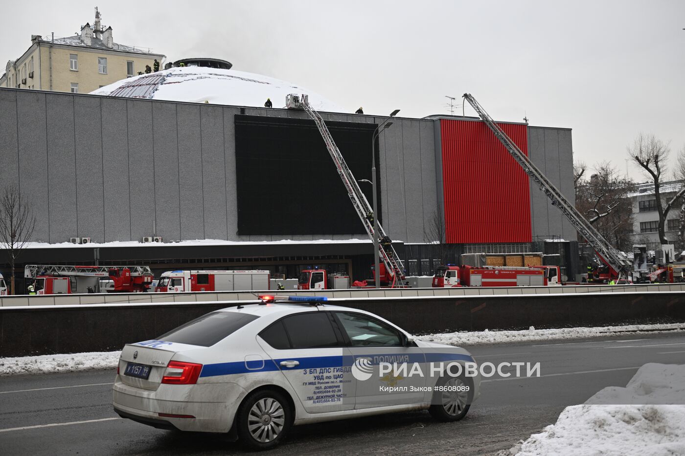 Пожар в здании Театра Сатиры в центре Москвы | РИА Новости Медиабанк