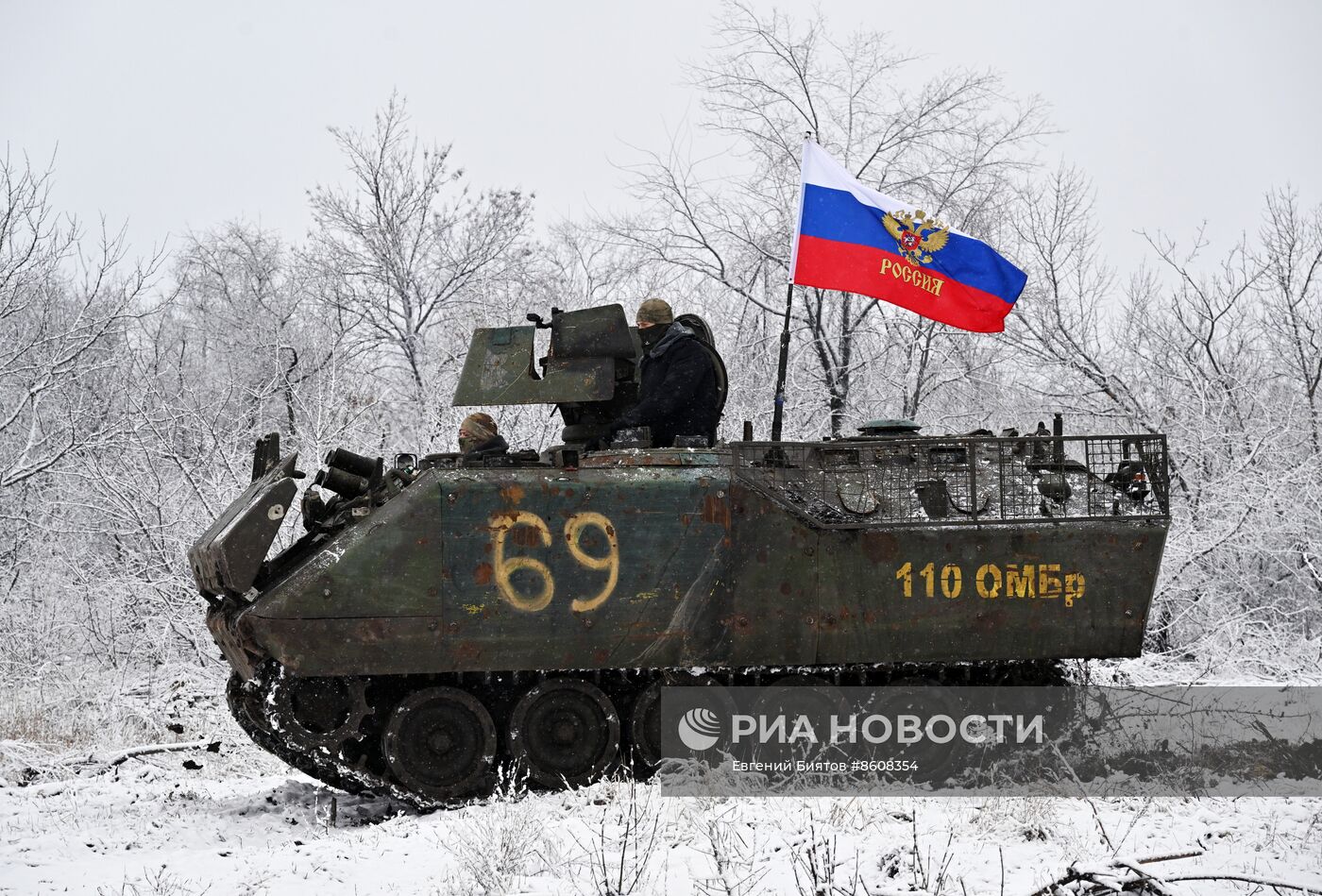 Российские военные захватили под Артемовском американский БТР М113