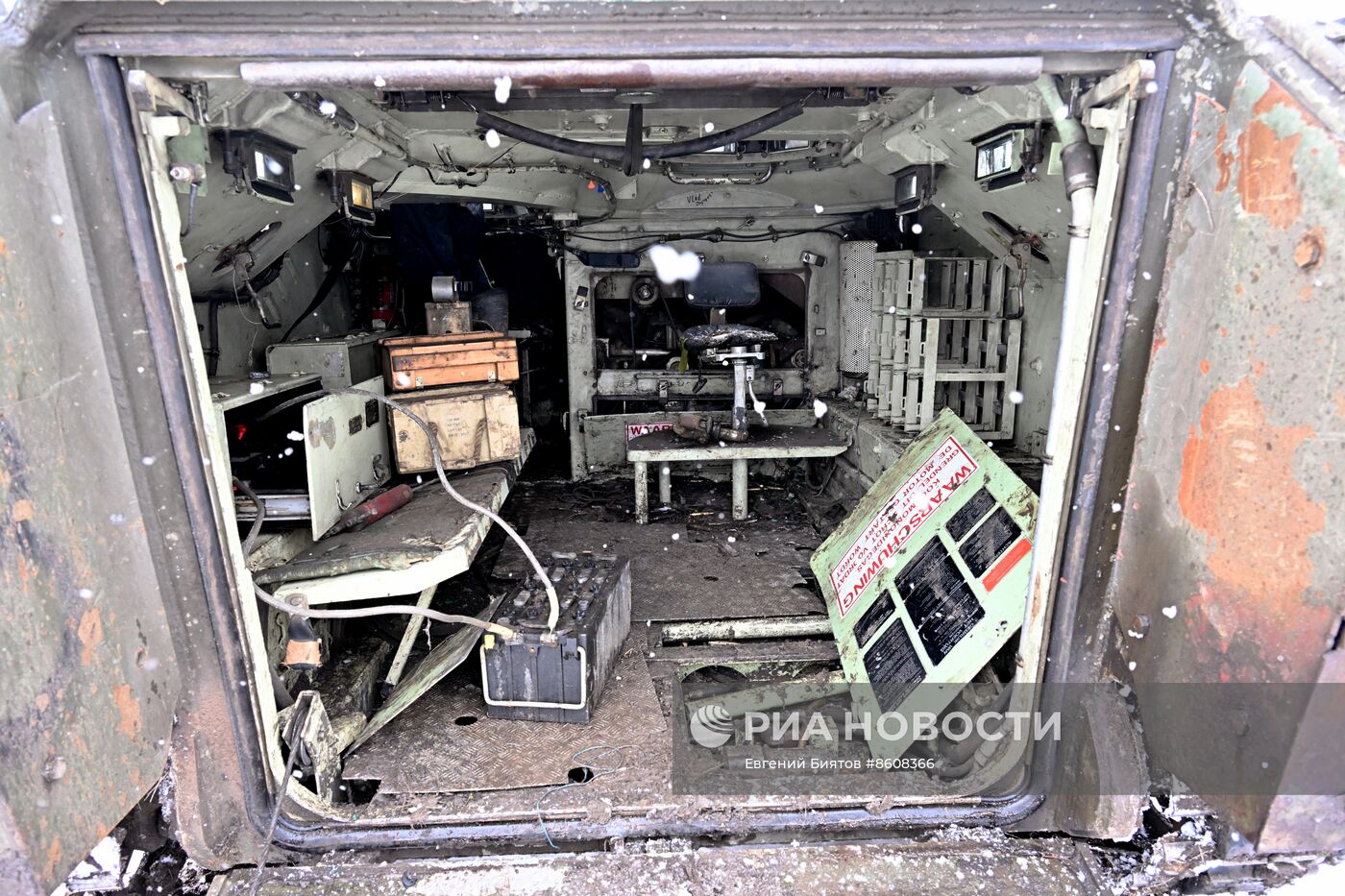 Российские военные захватили под Артемовском американский БТР М113