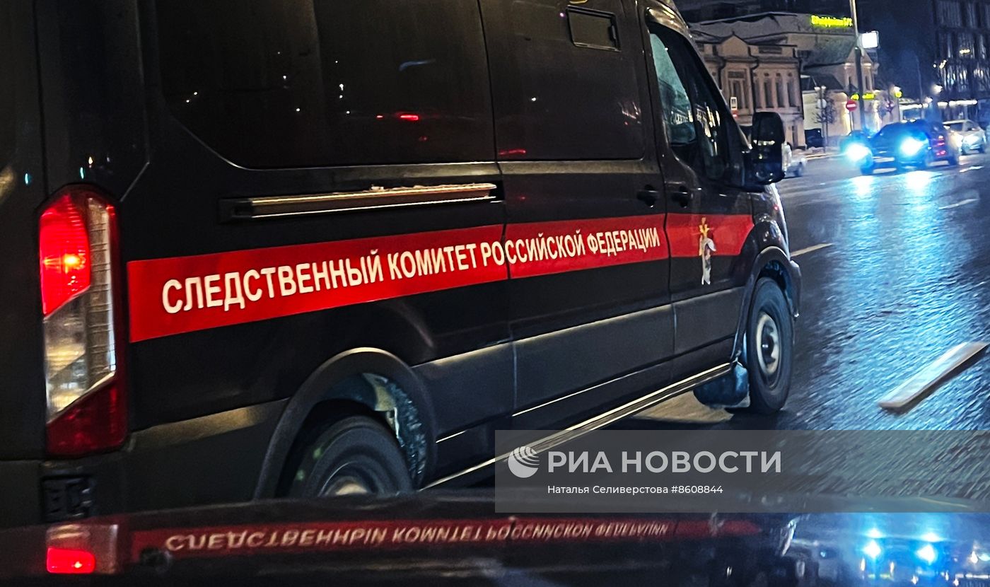 Автомобиль Следственного комитета РФ.