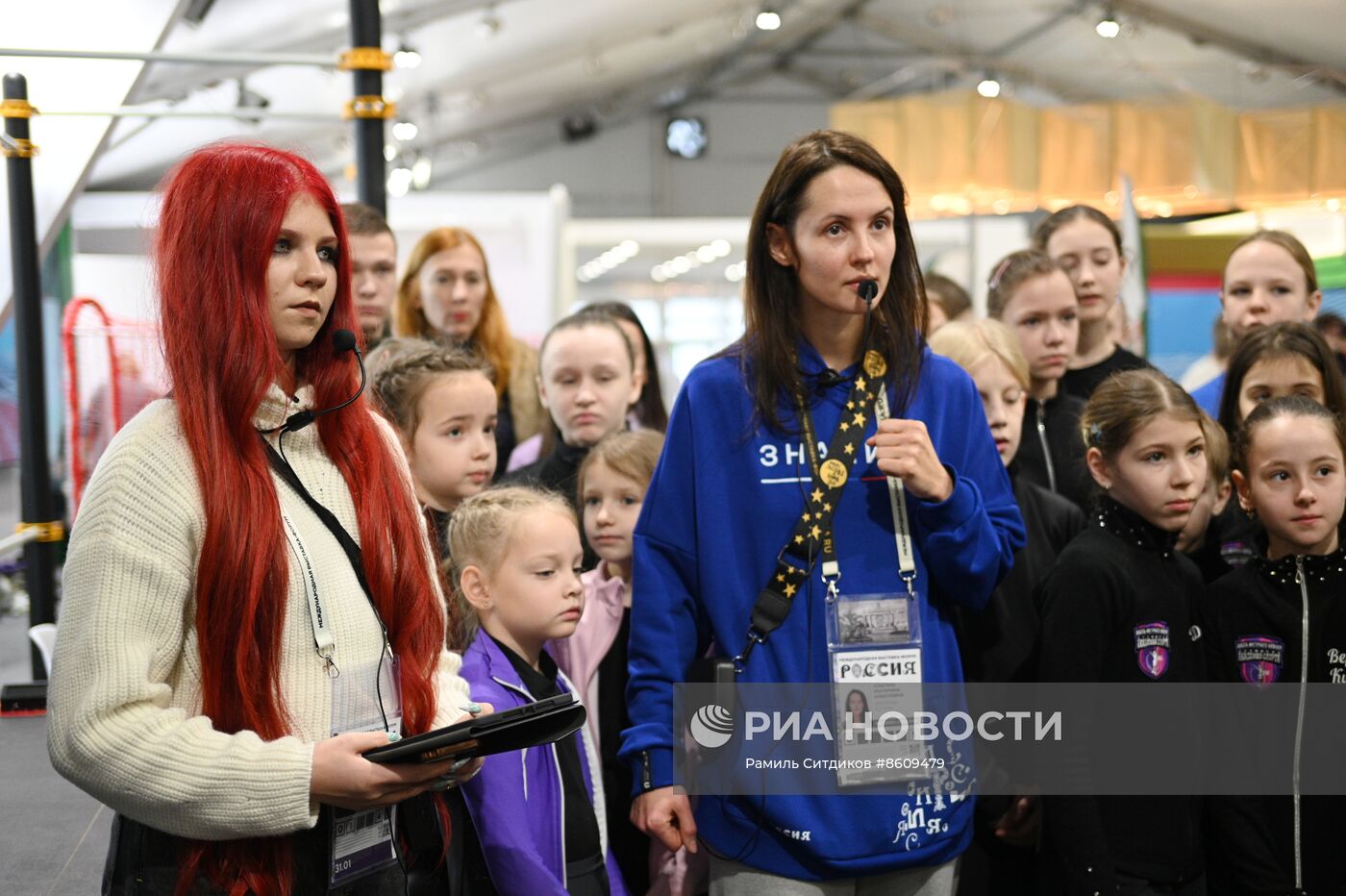 Выставка "Россия". Фигуристка А. Трусова провела авторскую экскурсию по экспозиции Министерства спорта России