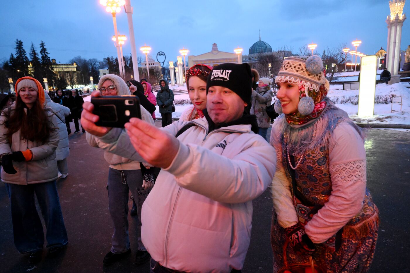 Выставка "Россия". Семейный интерактивный праздник - концерт "Здоровье - всему голова"