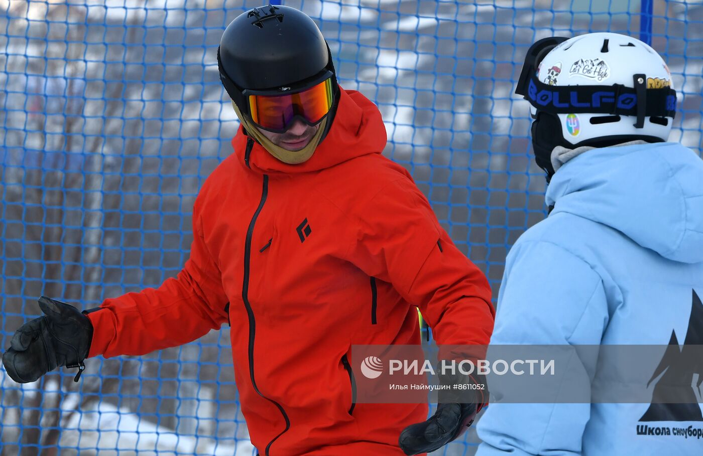 Открытие школы сноуборда олимпийского чемпиона В. Уайлда в Красноярске