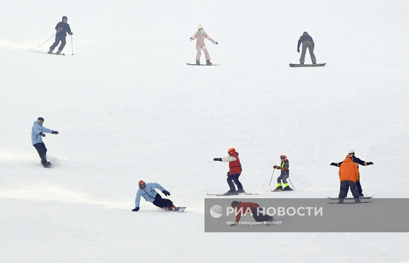 Открытие школы сноуборда олимпийского чемпиона В. Уайлда в Красноярске