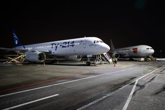 Первый коммерческий рейс лайнера Ту-214 а/к Red Wings после восстановления летной годности