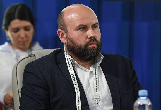 Выставка "Россия".  День Туризма. Экспертная панель "Туристические кластеры. ОЭЗ"