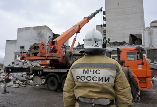 Последствия удара ВСУ по Лисичанску в ЛНР