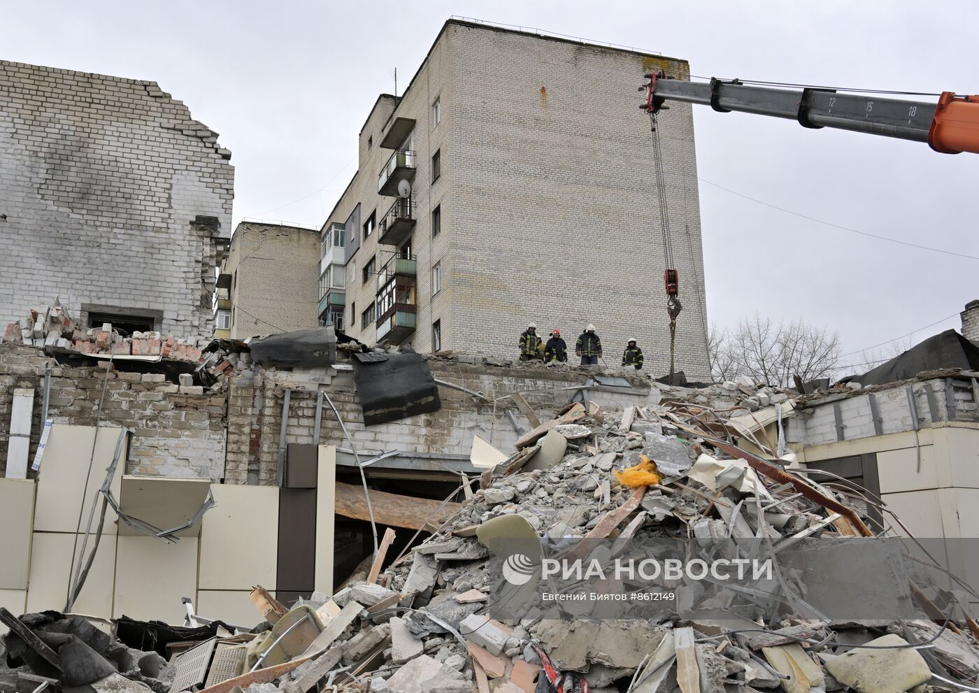 Последствия удара ВСУ по Лисичанску в ЛНР
