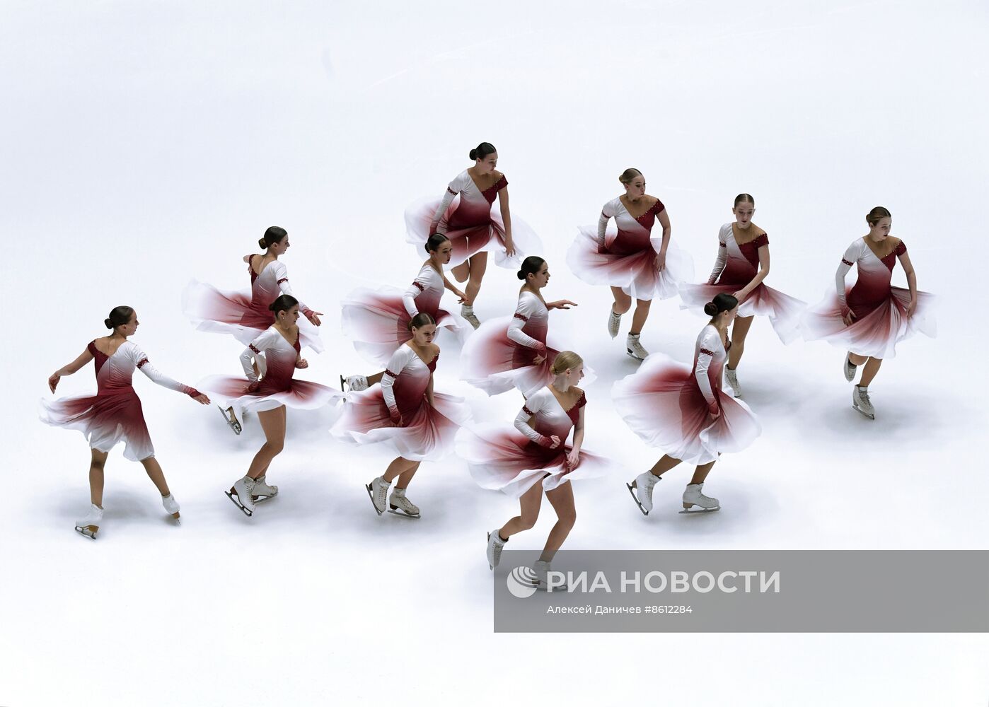 III этап Кубка России и всероссийские соревнования по синхронному катанию "Кубок МАВИС"