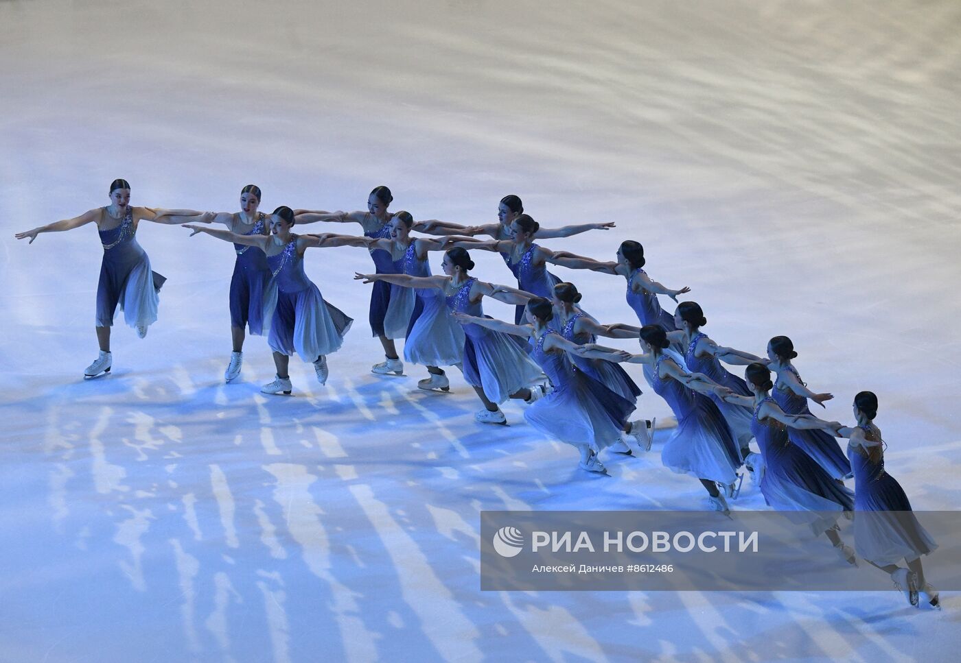 III этап Кубка России и всероссийские соревнования по синхронному катанию "Кубок МАВИС"