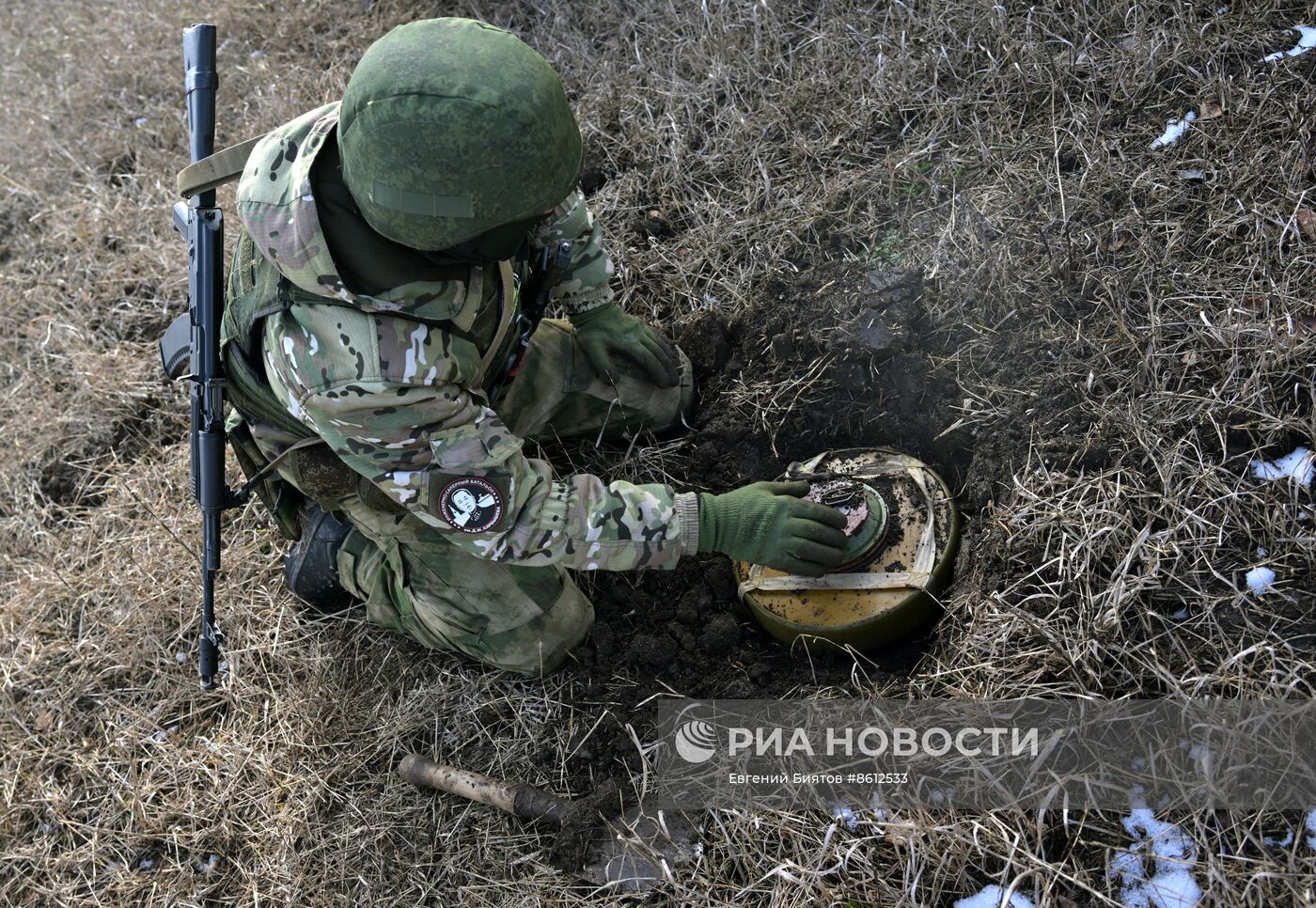 Работа учебного центра на базе отдельного инженерно-саперного батальона им. Д.М. Карбышева в зоне СВО