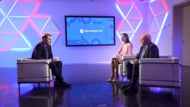 Мурашко о российской фармацевтике, смене пола и зарубежной медицинской продукции