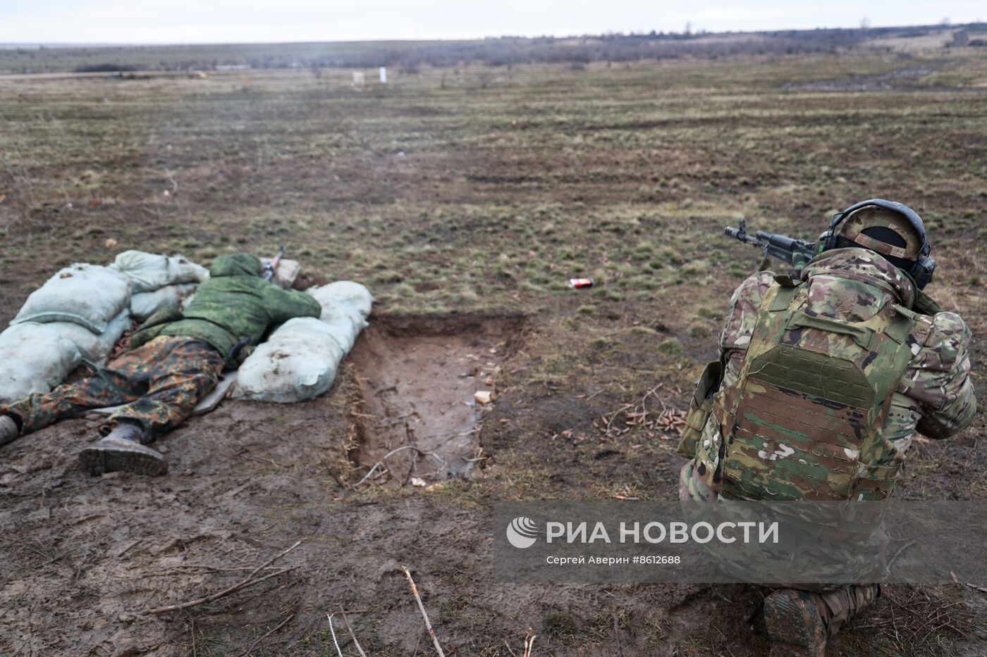 Учения штурмовиков добровольческого подразделения "Барс-13" в ДНР