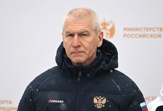 Международная выставка-форум "Россия"
Выставка "Россия". Торжественная церемония открытия новой экспозиции "Аллеи славы"
Олег Матыцин, министр спорта РФ Место: Россия, Москва. Автор: Алексей Майшев/РИА Новости. Выставка "Россия". Торжественная церемония открытия новой экспозиции "Аллеи славы"