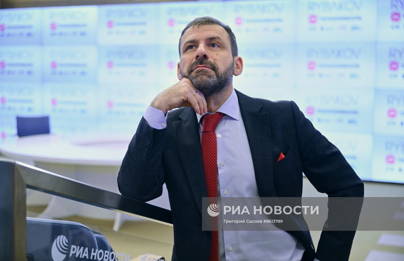 Пресс-конференция совладельца корпорации "Технониколь" И. Рыбакова