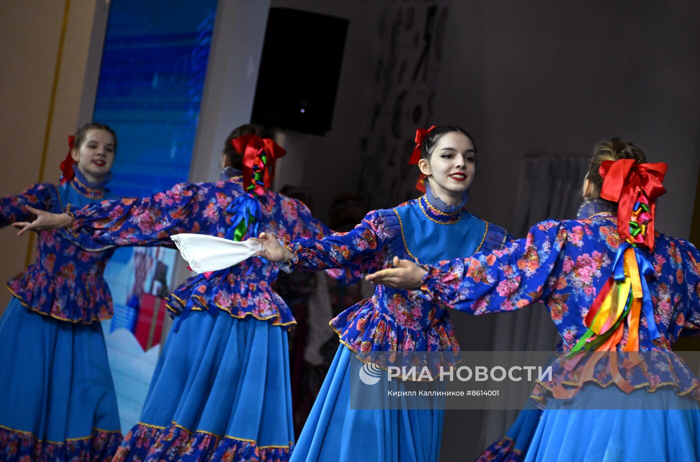 Праздничный концерт "Большой зимний детский День Рождения"