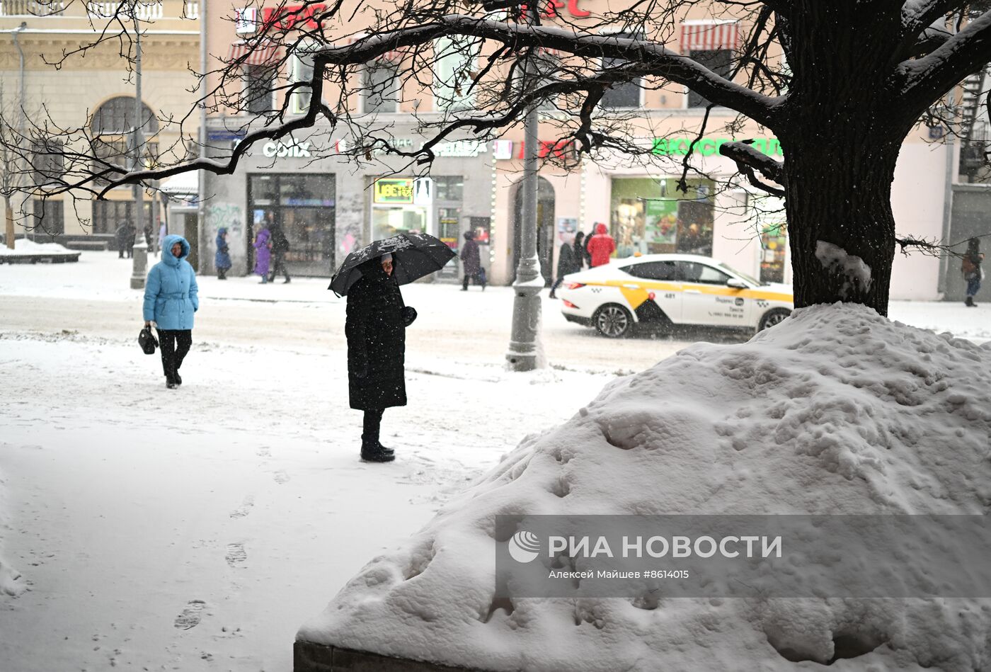Снегопад в Москве