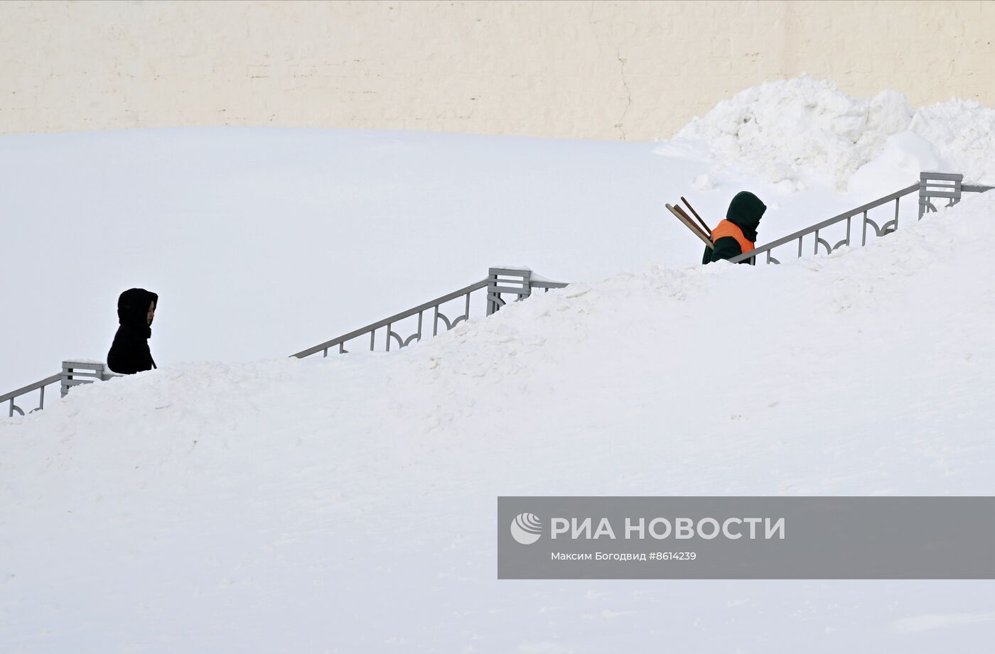 Рекордное количество снега выпало в Казани