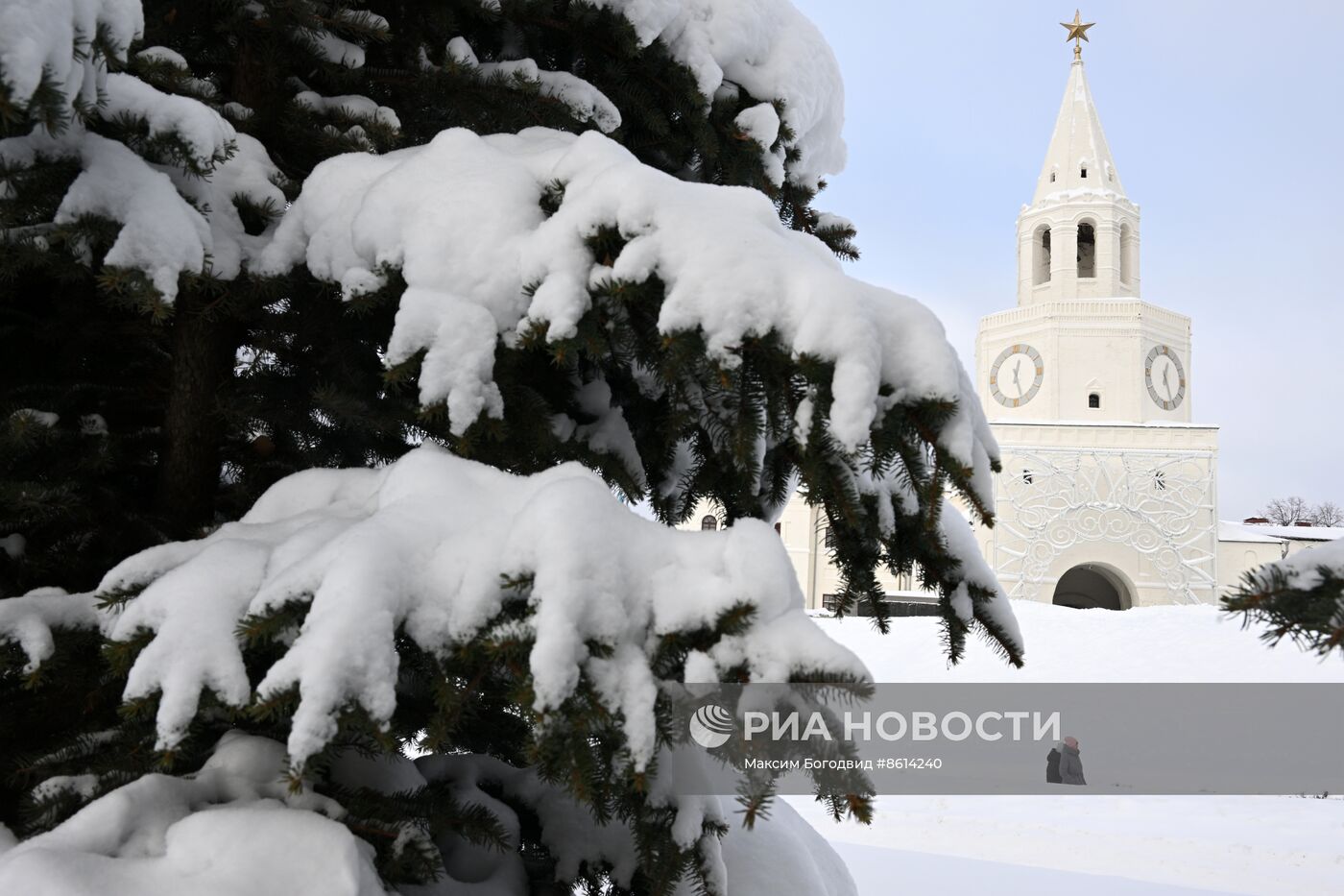 Рекордное количество снега выпало в Казани