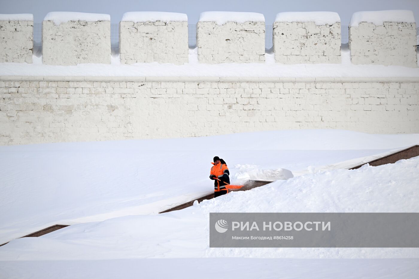 Рекордное количество снега выпало в Казани