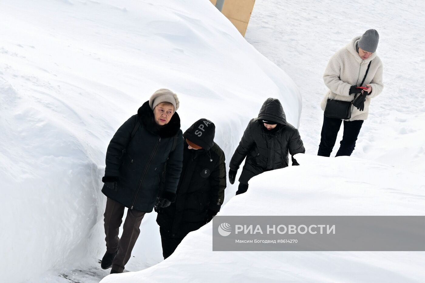 Рекордное количество снега выпало в Казани