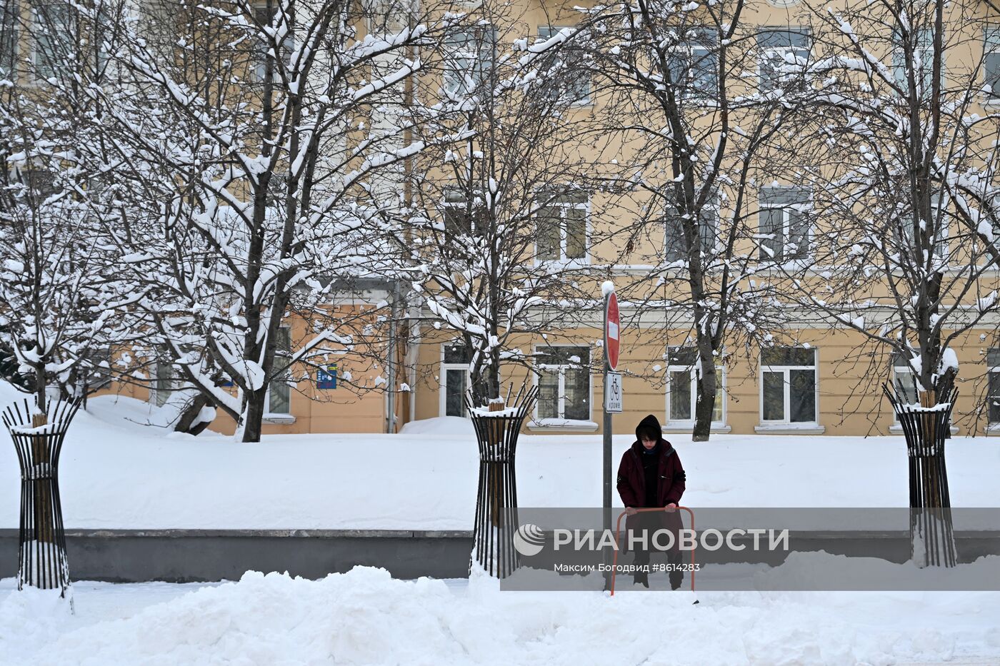 Рекордное количество снега выпало в Казани