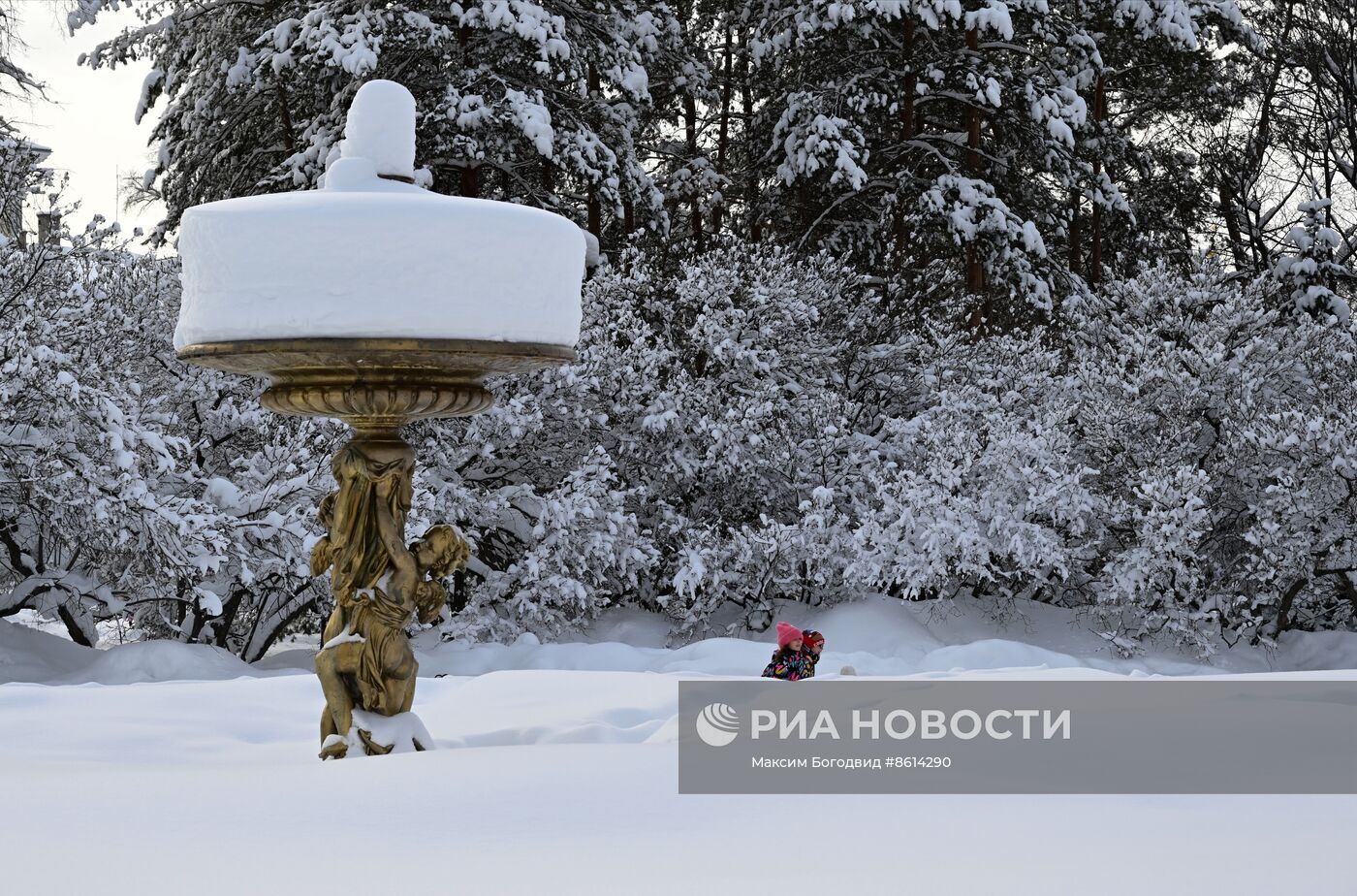 Рекордное количество снега выпало в Казани