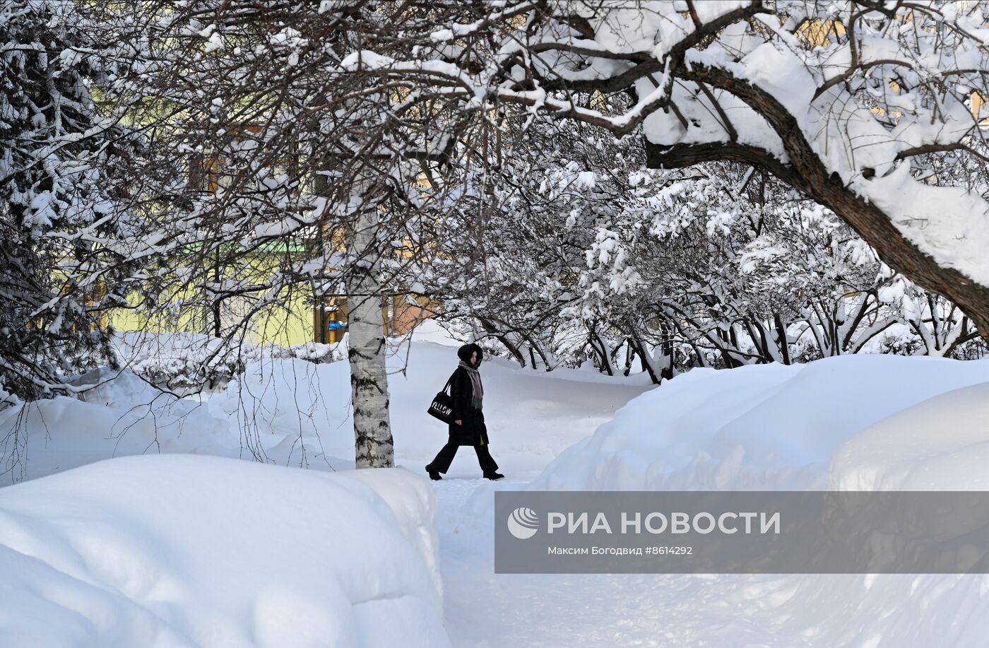 Рекордное количество снега выпало в Казани