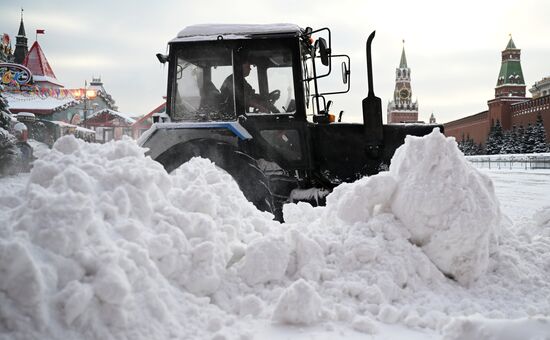 Последствия снегопада в Москве