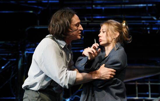 Спектакль "Двое на качелях" в театре "Современник"