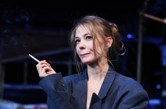 Спектакль "Двое на качелях" в театре "Современник"