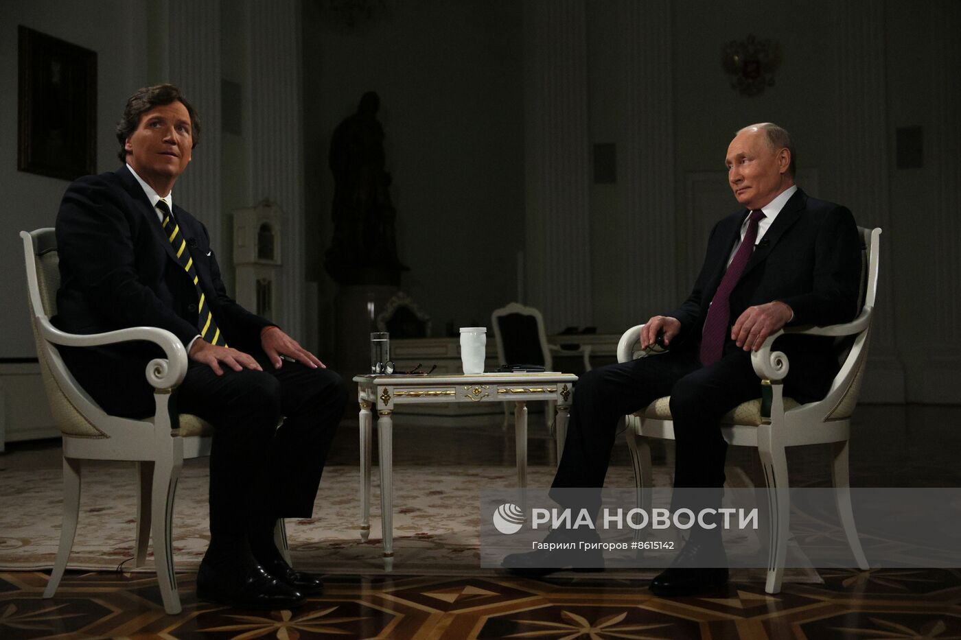 Президент РФ Владимир Путин дал интервью американскому журналисту Такеру Карлсону