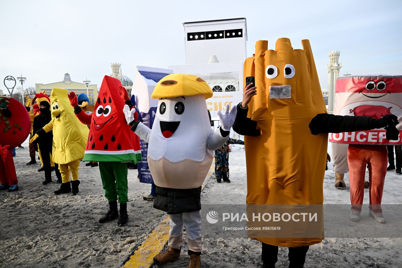 Выставка "Россия". Парад сельхозпродукции