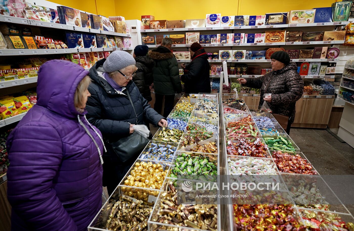 В Мариуполе открылся магазин кондитерских изделий "Аленка"