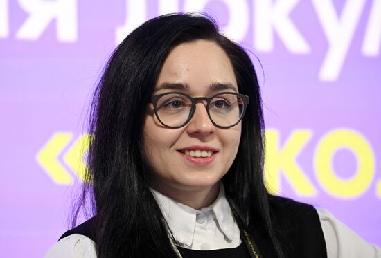 Выставка "Россия". Презентация документального фильма "Поколение М"