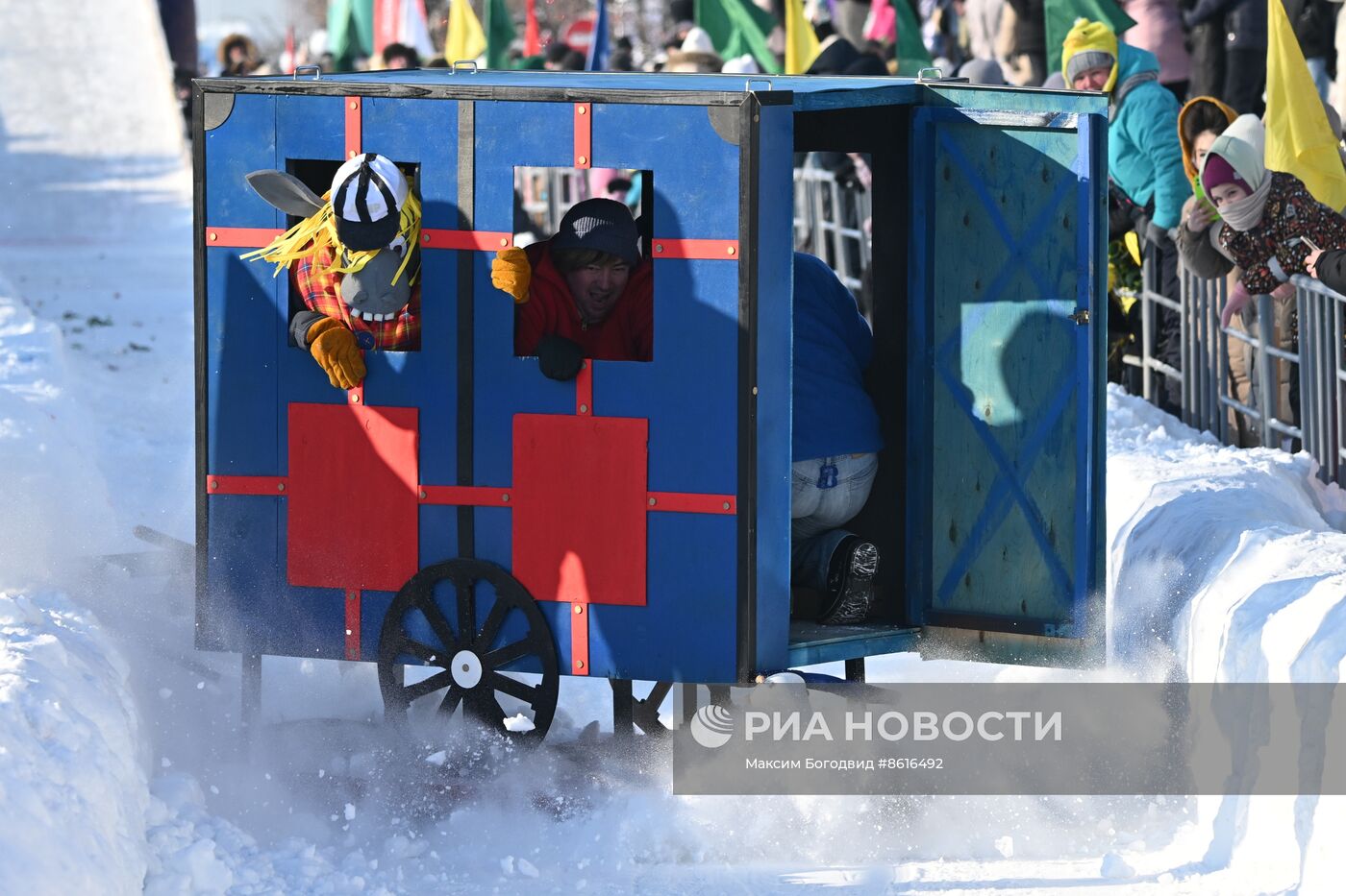 Фестиваль креативных санок "SunnyФест" в Татарстане