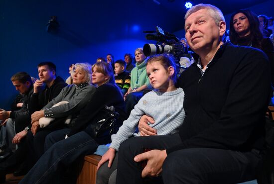 Выставка "Россия". Презентация книги Арины Шараповой "Конец эфира"