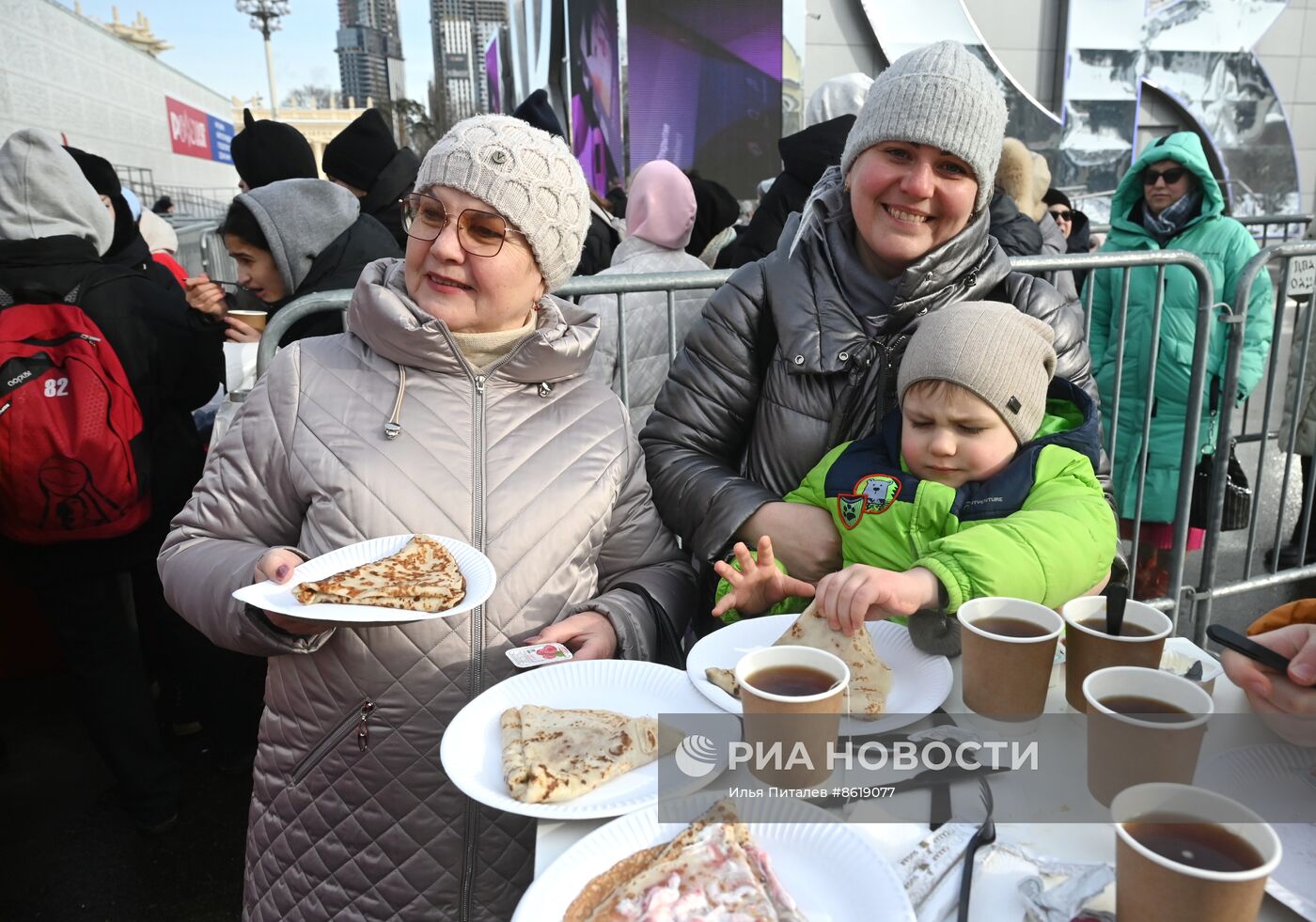 Выставка "Россия". Блинный фестиваль